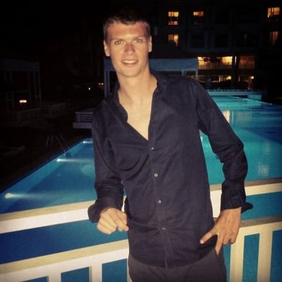 Fontys Sporthogeschool Eindhoven, docent LO in opleiding, sports, Club Brugge fan