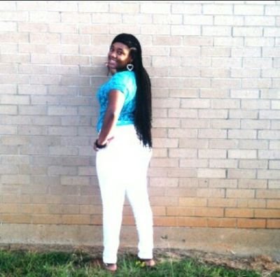 Senior 
sc: alisjha_brenee
ig:__ayeeitsbrenaee