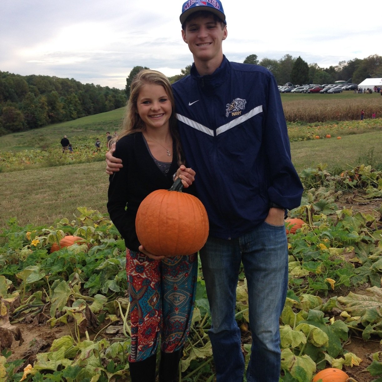 RunforBerries's profile picture. Lover of Running, Yoga, Berries, Coffee, Food and Healthy living and Beauty Counter. 
https://t.co/cLTIA6cPMV