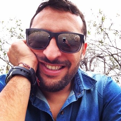 NegroBaena's profile picture. Yo... Rafa. Un mono más.
Dentista Apasionado...amo a mi señora a mis hijos y a mi familia, por ellos vivo