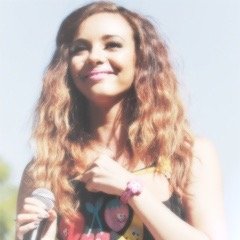 tweet/dm me anything nice about jade/things you love about her and I'll post them so hopefully if she sees this she smiles :)