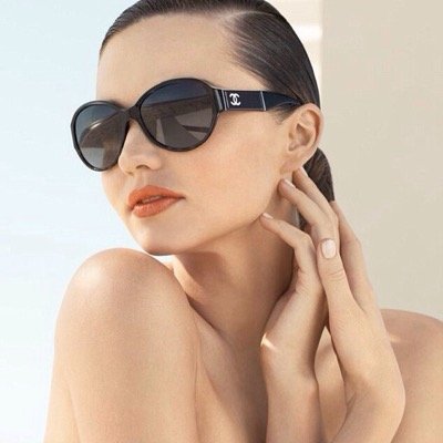 CassikMarie's profile picture. no past no present no future