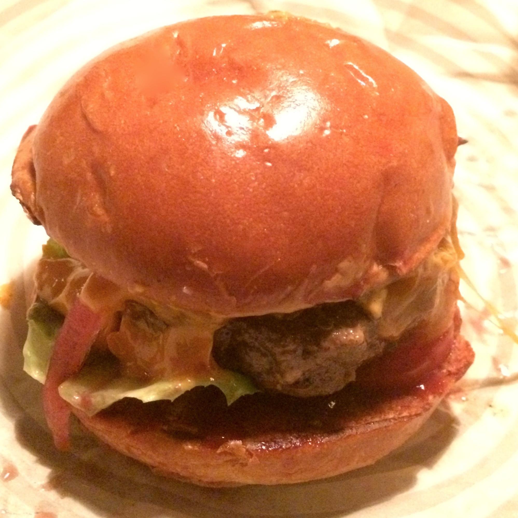 UK based blog, all sneaker, skateboarding an burger related.