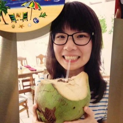 吃货一枚。A foodie.
