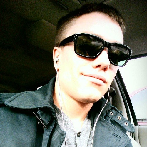 Snowboarding, music.
Most people irritate me, its not your fault I'm just me.

 I have lots of LOVE. 

 3