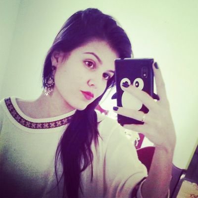 Faço de mim casa de sentimentos bons onde há má fé não faz morada e a maldade não se cria.