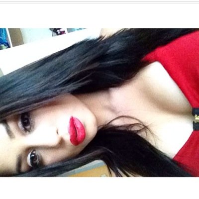 IG : jenniferzaratee