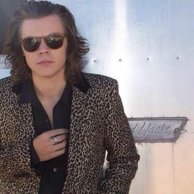 beyondthemars's profile picture. →follow @wxnderwallnarry she follows back!