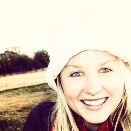 Die brightste toekoms is gebaseer op 'n vergete verlede /South African girl/           Believing is the only way