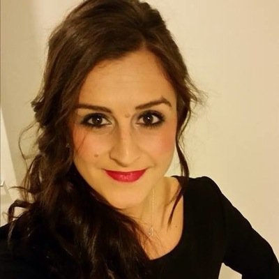 Commercial minded pom with a lifelong devotion and passion for beauty and makeup!