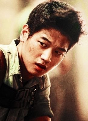 Whatfor_M's profile picture. 누굴위한?