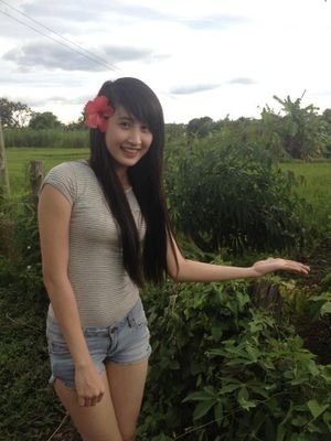 follow ya bang!!! kumpulan foto cewek cewek narsis HOT