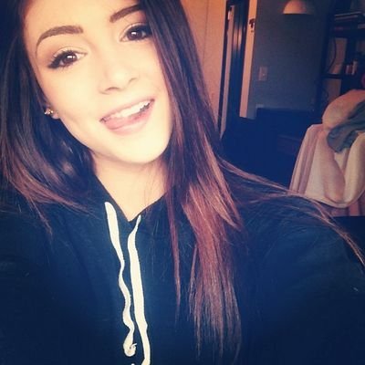 new account of @constanzastina