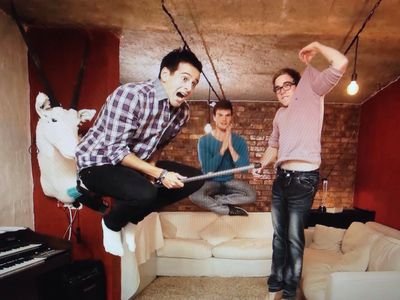 Lourens_Smit's profile picture. Director at Run Jump Fly Creations and Matchfire Motion. Creator of content, owner of house plant.