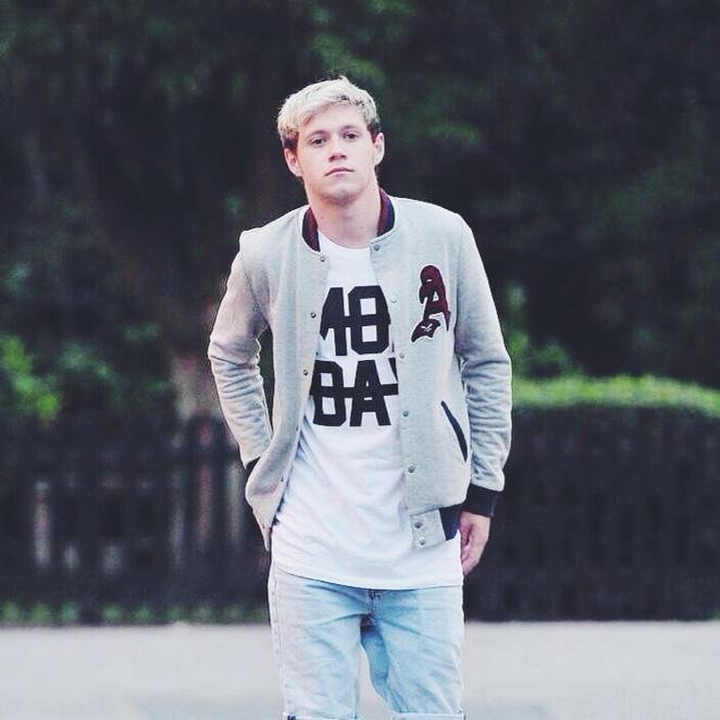 juthamasz's profile picture. | Directioner | 5SOSFAM | adore Miley Cyrus |@ddlovato is my queen | Cara D. is awesome | ฝรั่งคือนิพพาน | ทวิตตามอารมณ์ | ติ่งฝรั่งเข้าใจตรงกันนะ |