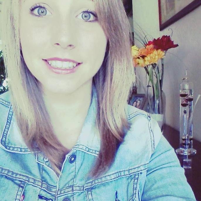 Facebook : Cłãrıssə Đbś  Snapchat : Clariisse_Dbs. Abonne toi je rend !
