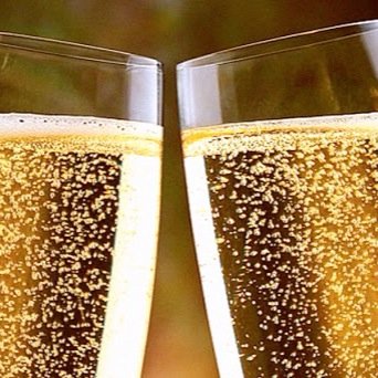 Bubbly bar girls to hire for your events all over the UK. We can serve drinks to a party of 10 in your home or 150 at a private function! Get the Blondes in!!