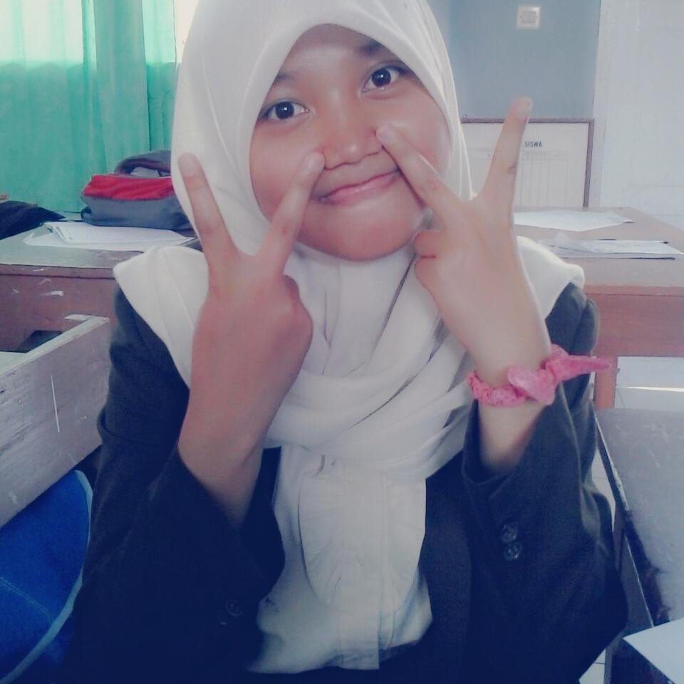 Follow me @didott_dallii follback mention eaks ramein-ramein(ɔ ˘⌣˘)♥(˘⌣˘ c)