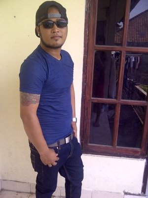 geonathan88's profile picture. ganteng Bali
