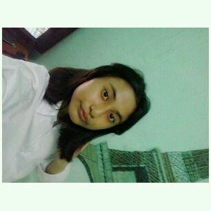 the first  account twitter: yasminesitiw_