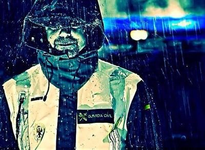 Esta es una cuenta de apoyo a todos aquellos que opositamos al cuerpo de la Guardia Civil. Todo sacrificio tendra su recompensa. Seguirnos compañeros.