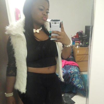 - A Wise Girl Kisses , But Doesn't Love Listens , But Doesnt Believe & Leaves Before She Is Left .