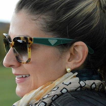 CarolBraga_NY's profile picture. Bloguera, facera, faladeira, detalhadeira e postergadora profissional. Amo gatos, moda, comida, dança, amigos, família e marido.