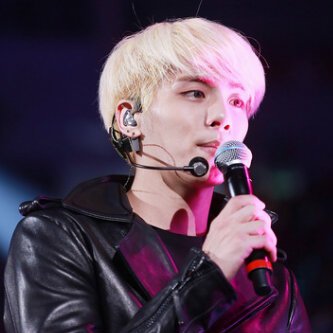 Hi guys. I'm Kim Dong Ah, born in 1991, I'm big fan of korea and -Shawol- fans SHINee, and -Blinger- fans my love -JongHyun- and I'm really crazy for this boy.