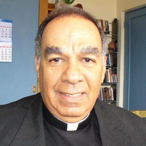 Sacerdote jesuita, pastoralista, pedagogo, comprometido con llevar con alegría, de manera razonada, el Evangelio a donde sea necesario.