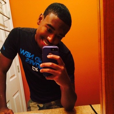 18. Freshman. Emory and Henry College. Snapchat : thekingmaster #BWA #SQUAD #TTYG #100 #DoubleO