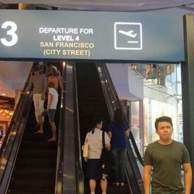 Entrepreneur. Traveller. Tour Leader. Property Analyst. 

Jakarta, Indonesia