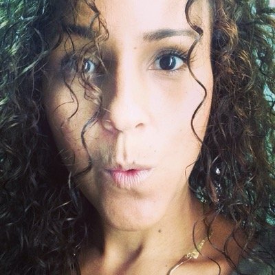 CarinaR_Luna's profile picture. Directora CRM en PALM ERA 🤓
Diseñadora y orfebre, danzarina, amante de la fotografia y SOÑADORA!