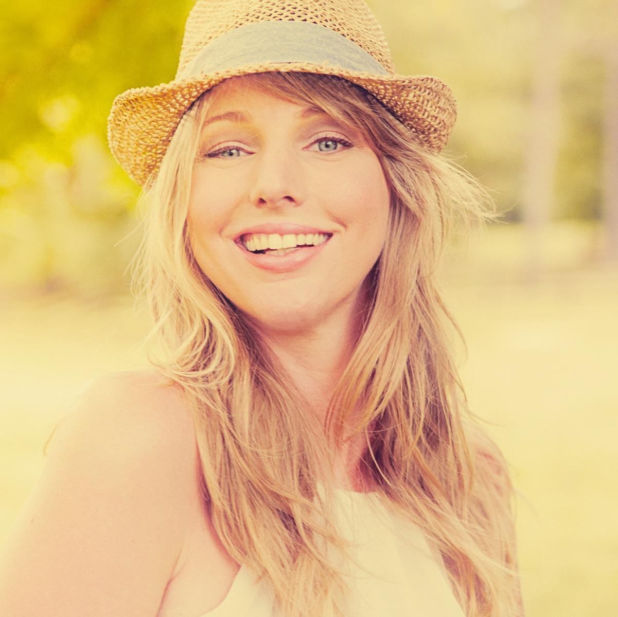 SwellForever's profile picture. Founder of Swell Forever. Classic heirloom gifts with a personalized twist. Made in USA. Adoption Champion.