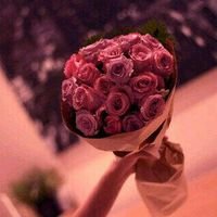 ‏‏حبَ ( آلكلآم ) يموت لو عآش لحظآت !
وحب ( آلقلوبَ ) يعيش لو كآن  مدفون ..'”
تنبيه : رساله على الخاص اشيل المتابعه!