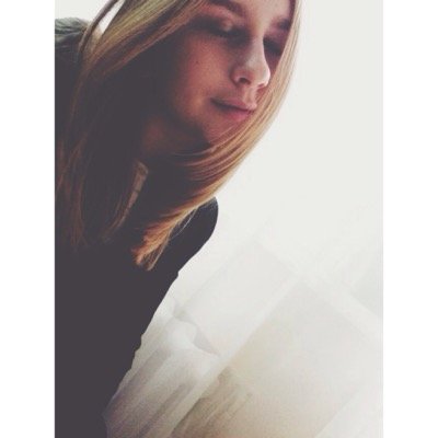 LeliaZolanski's profile picture. Sorry 4 being so fabulous ⭐️