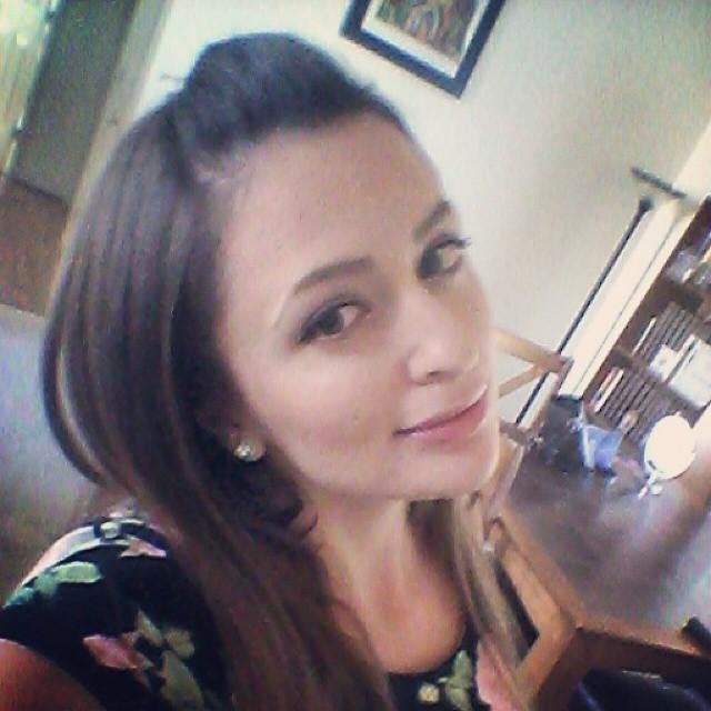 RN student w/ a passion for singing, music and all things performance. Blessed with a loving family, an amazing hubby and a wonderful little girl. #Blessed