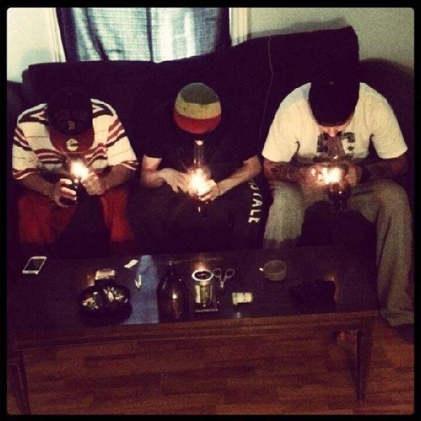 E$T4LIFE / 
Instagram&$napchat: Jeremy_Gibson09

(The good times of today, are the sad thoughts of tomorrow - Bob Marley)