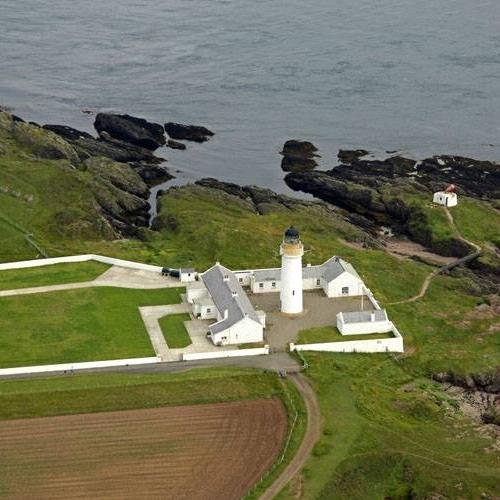 Luxurious holiday cottages at Langness Lighthouse, Isle of Man. 
Go on... Pamper yourselves...