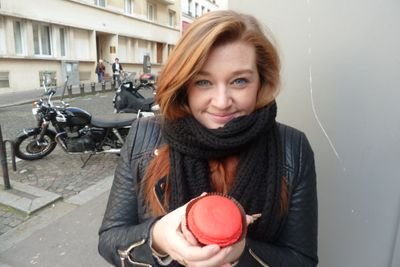 Sort of Blogger. Countryside Lover. Food Obsessive. Excercise Phob. Part-Time Crafter. Coffee Buyer for the Homeless