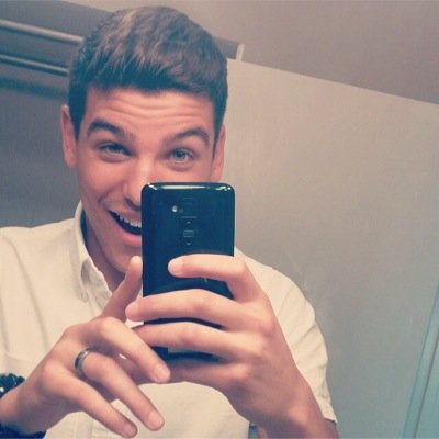 Rapper/Poet. Follower of Jesus Christ. Working to accomplish my dreams! Instagram: @thomas.topping  Link to my song Focus is below!