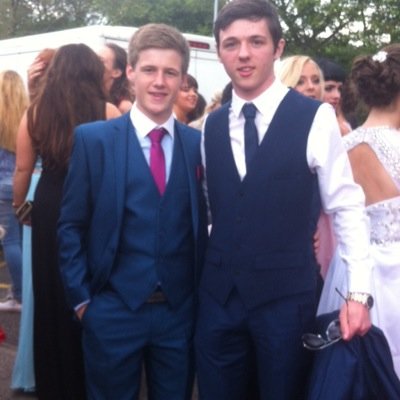 thewaiter10's profile picture. 17, Newport. YNWA. Liverpool FC