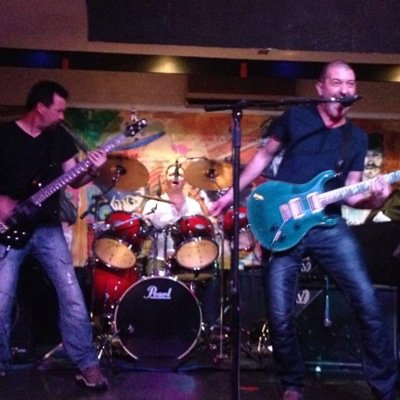 3 piece covers band. Come see us... you know you want to!