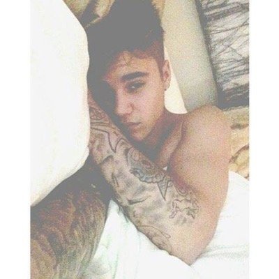 kidrauhlsmiiles's profile picture. Che bella coppia che siete, sembrate proprio barbie e ken: lei tutta finta, lui senza palle. • 230313 280614 •