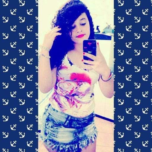 Oiie gente meu nome é Rhayssa , tenho 14 anos , adoro viajar e amo novidades ... 3