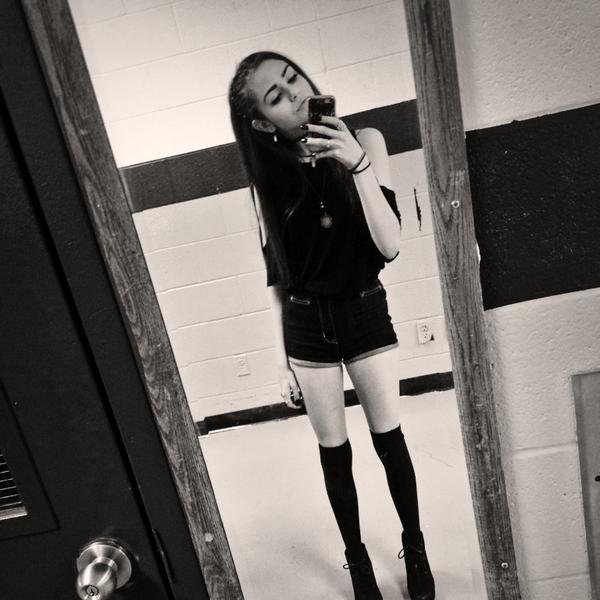 Hey. I'm Maggie. I like pizza. I love Carter. Okay? Okay.