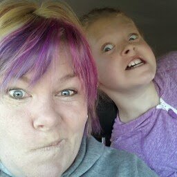 melissa here. crazy lady mum of two, trying to get a head follow the group fit in thw group, not fit in the group just living life I guess. :)