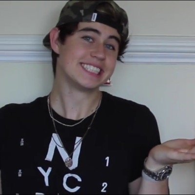 you just got a free follow from @camsmirror be sweet and follow my main acc