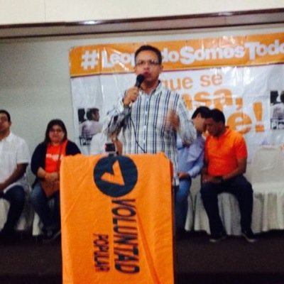 Comisión Política (ERA) @voluntadpopular Lara, luchando por #LaMejorVenezuela, Abogado egresado U.C.A.B, 1.984. Especialización Derecho Agrario, Procesal Penal.