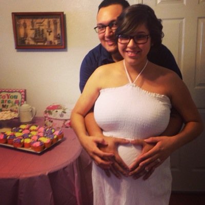 carla_lozano26's profile picture. 19. Married. Soon to be mommy to Genesis Marie Villarreal. Jesus is my reason and my religion!