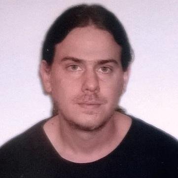 Periodista, redactor y Especialista en Comunicación Digital. Me gusta la música y la tecnología.